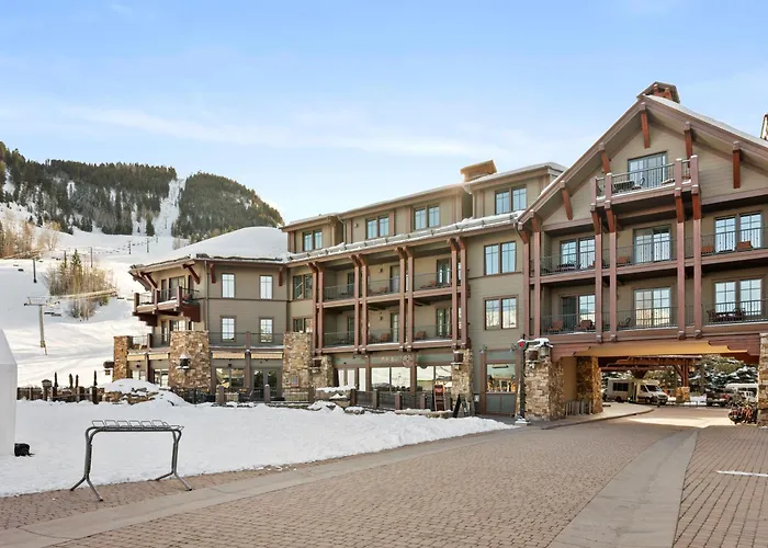 The Ritz-Carlton Club, Two-Bedroom Residence Float 3, Ski-In & Ski-Out Resort In Aspen Highlands