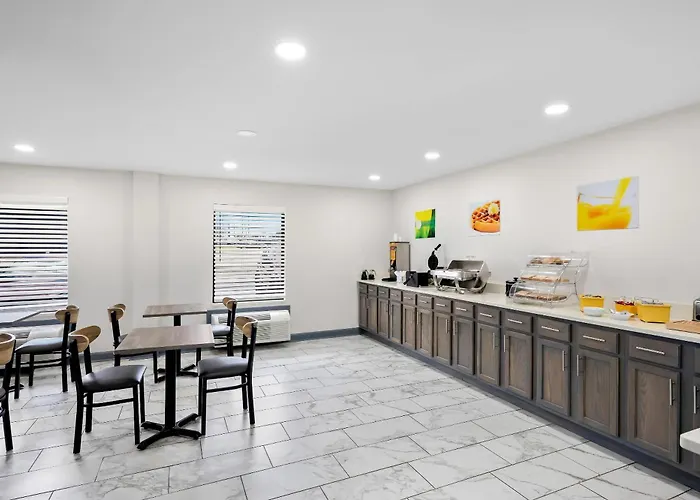Quality Inn & Suites Monticello