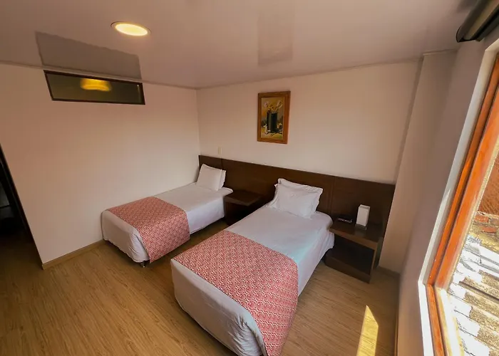 Hotel Cacique Real