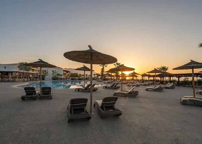 Grand Blue Beach Hotel