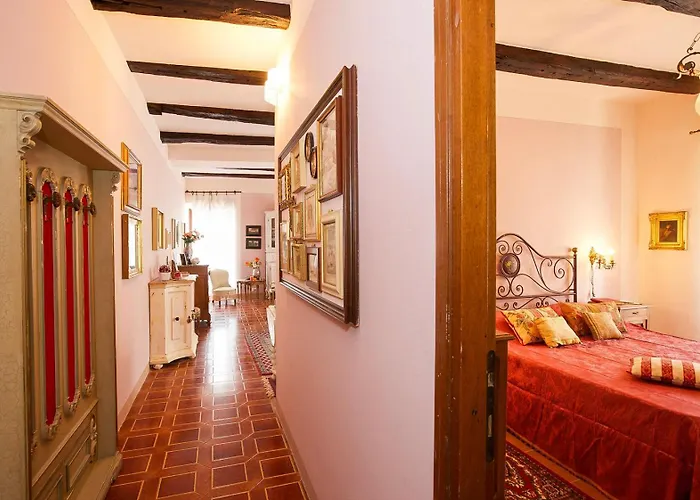 Casa Laura