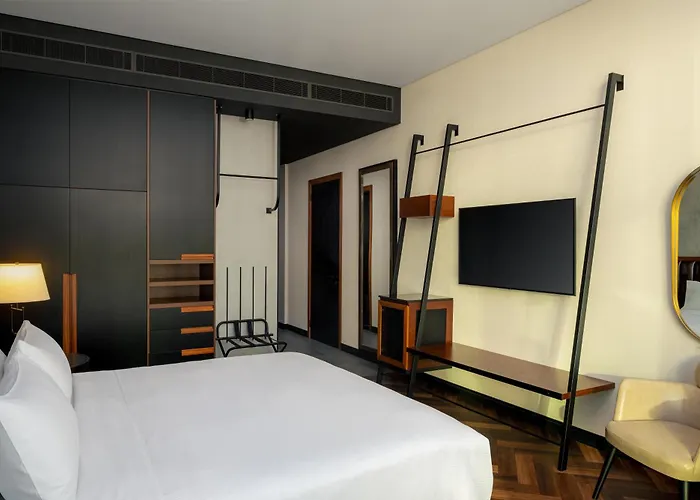 Doubletree By Hilton Dubai M Square Hotel & Residences