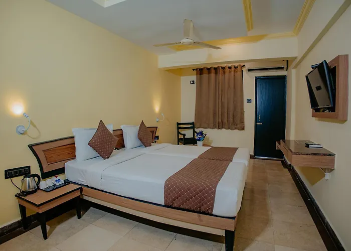 Om Shiv Hotel