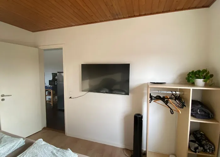 Charming Private Apartment In A Villa By The Forest