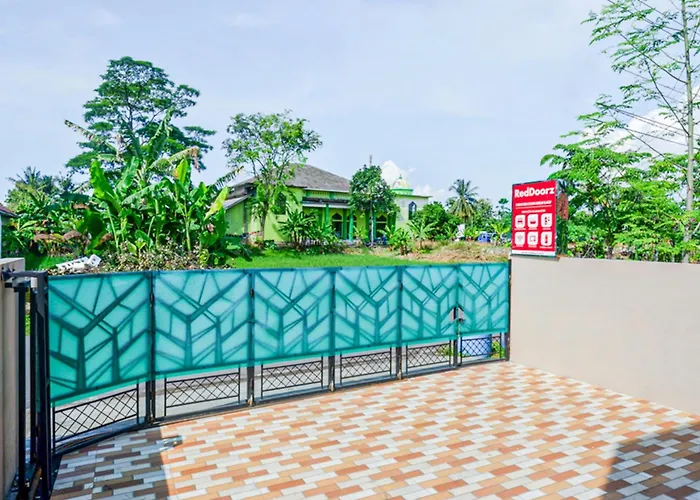 Reddoorz Syariah Near Stasiun Gumilir Cilacap
