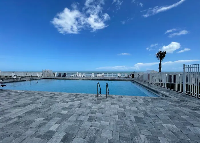 Ocean Views Retreat Enjoy The Ocean View From Your Balcony