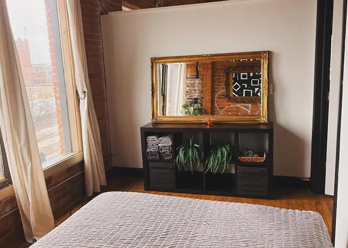 420 Friendly Skyline View Downtown Loft Free Parking