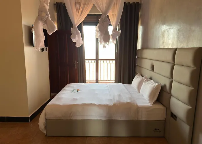 Mountain Inn Hotel - Maluku