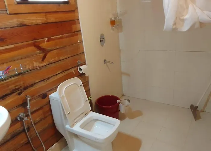B R Cottages, 200 Meters From Patnem Beach