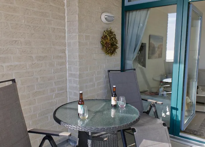 Inselblume 17 - Gemütliche Ferienwohnung mit Meerblick in der Strandburg