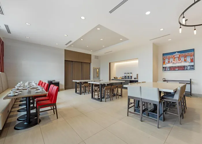 Hilton Garden Inn Media