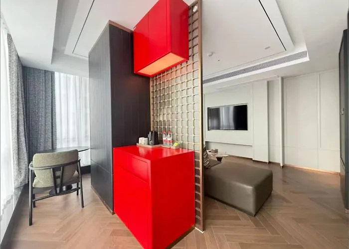 Mousse Hotel