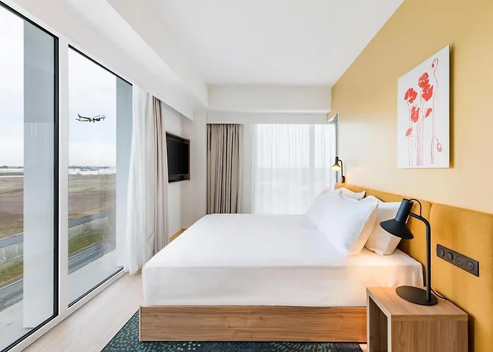 Hampton By Hilton Bordeaux Merignac Airport