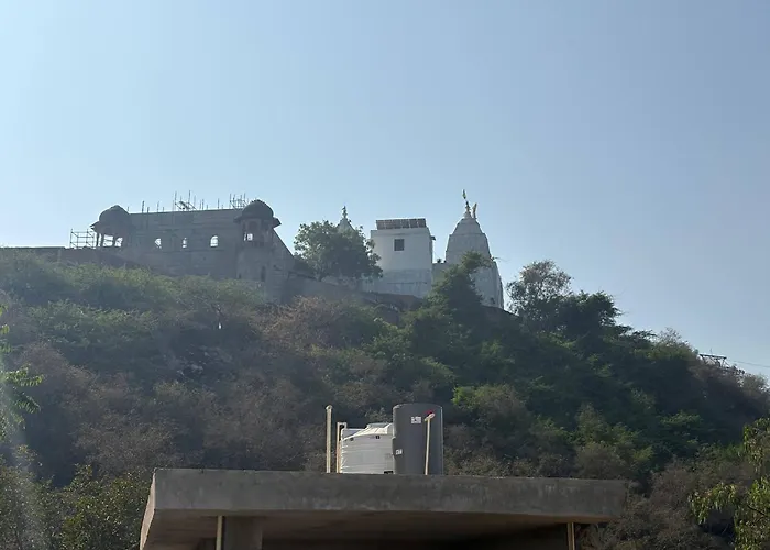 Shri Radha Krishnam