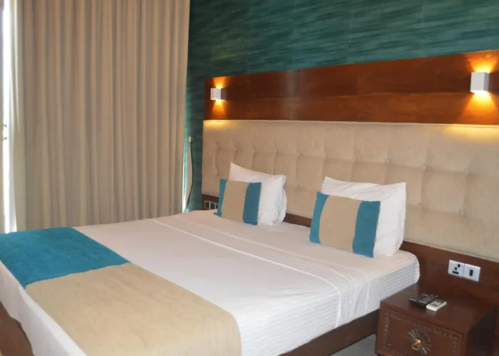 Avanee Hotel