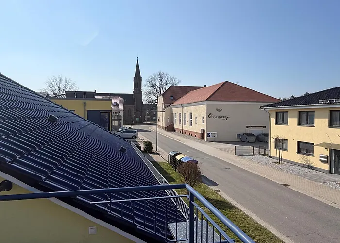 Ferienhaus Strandhaus Sonnenseite links, nur 100m vom Senftenberger See