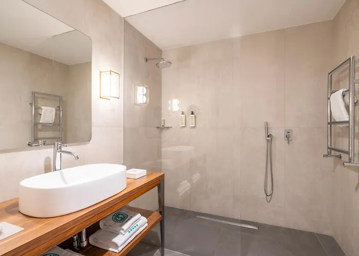 Splendido Bay Luxury Spa Resort