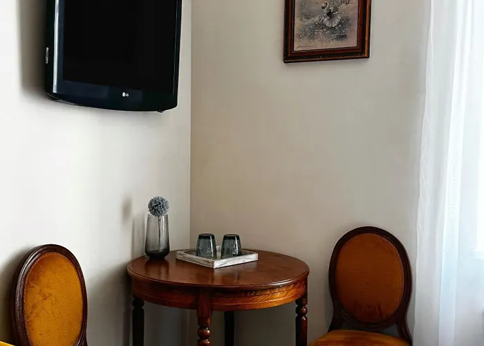 Apple Economy Hotel