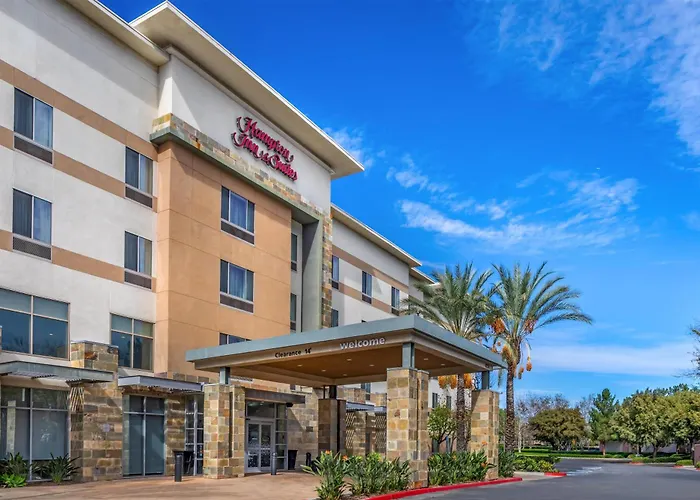 Hampton Inn & Suites Riverside/Corona East
