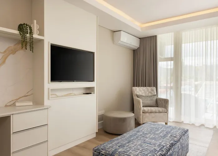 Views Boutique Hotel & Spa