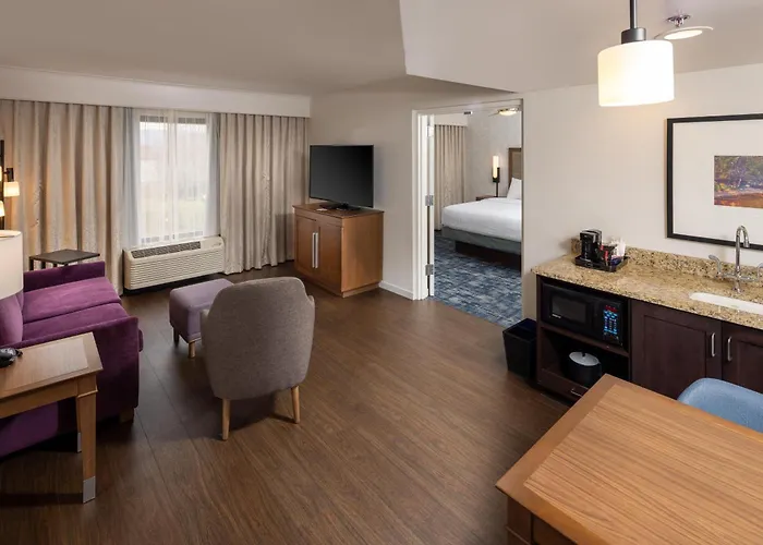 Hampton Inn And Suites Asheville Airport