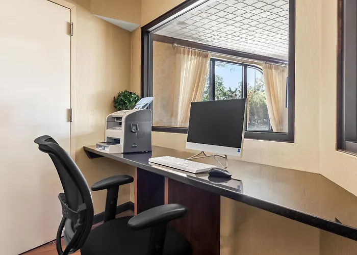 Quality Inn & Suites Florence Civic Center