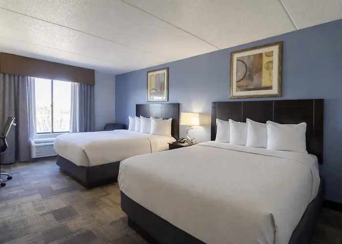 Greenfield Inn & Suites Owensboro, Ky Airport