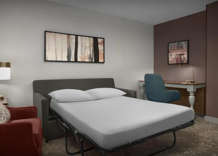 Hilton Garden Inn Westbury