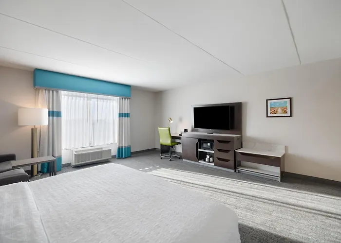 Hampton Inn By Hilton Winnipeg