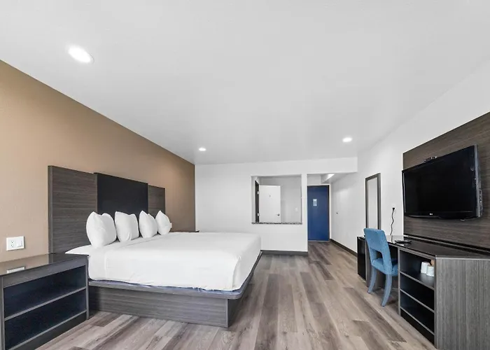 Oceanside, CA – Marina / Camp Pendleton