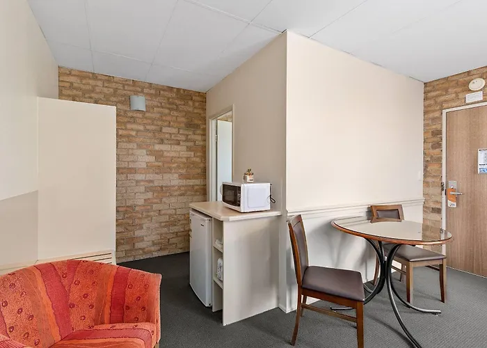 Quality Hotel Robertson Gardens
