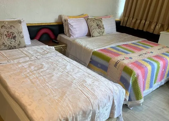 Aloha Hotel