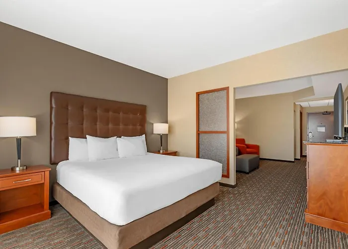 Drury Inn & Suites Fort Myers Airport Fgcu