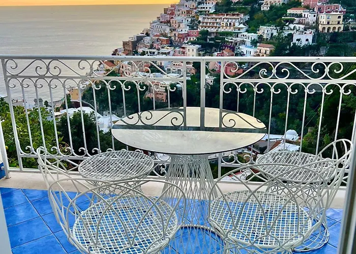 Santiago Vacation Home In Positano