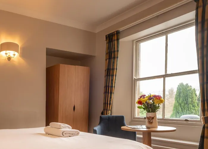 George Hotel