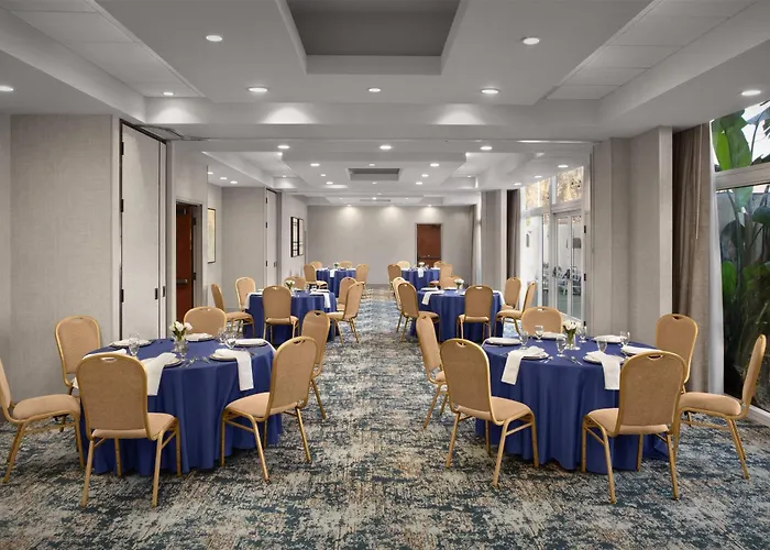 Doubletree By Hilton Lax - El Segundo