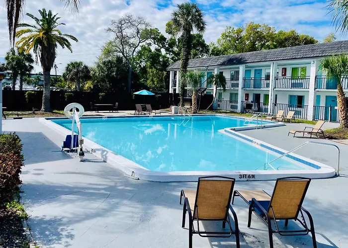 Rodeway Inn Clearwater - Central