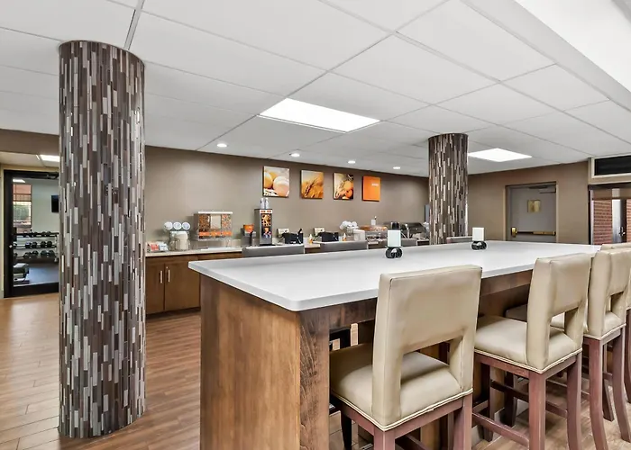 Comfort Suites Near Potomac Mills
