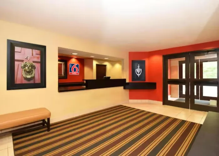 Studio 6 Extended Stay Findlay Tiffin Avenue Oh
