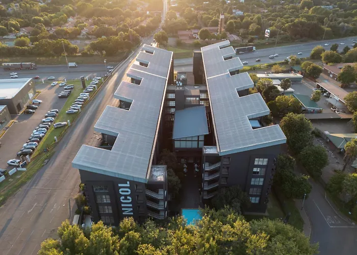 The Nicol Hotel And Apartments