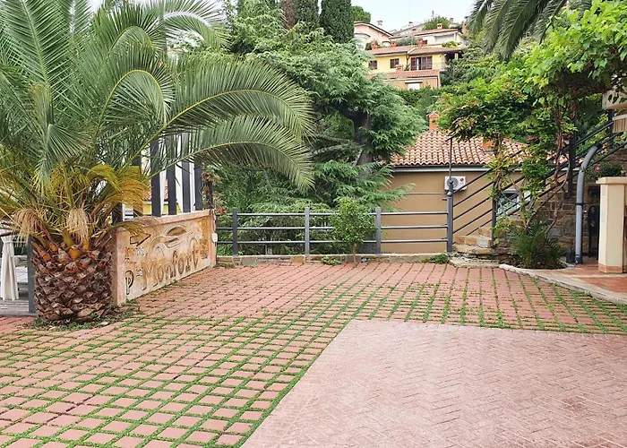 Studio-Apartments Monfort