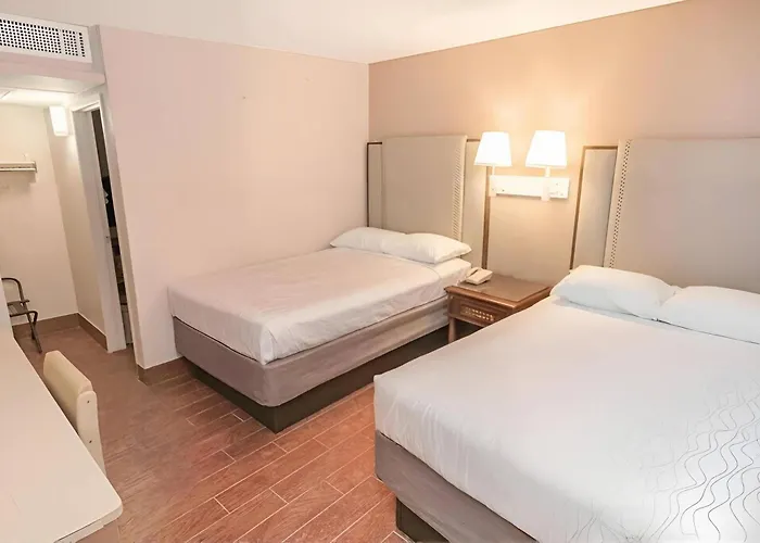 Econo Lodge Inn & Suites Yuma