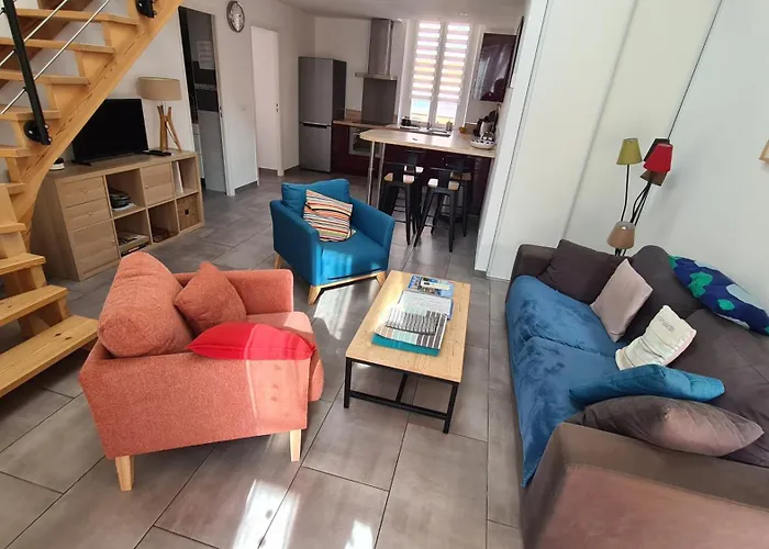 Villa Ladore, Apt 2 Chambres Dans Maison, 55M2, 100M Des Plages, Parking