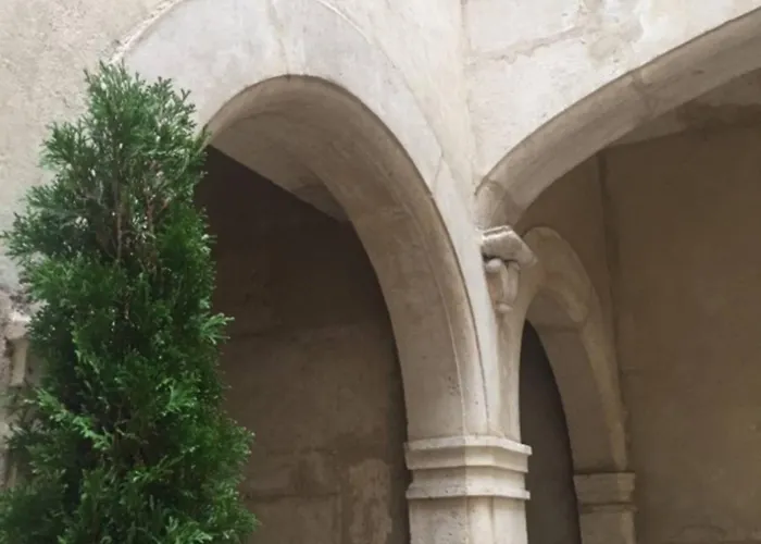 La Cour