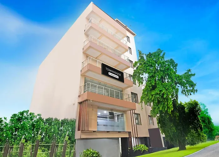 Townhouse Sahayogi Nagar Near Big Bazaar