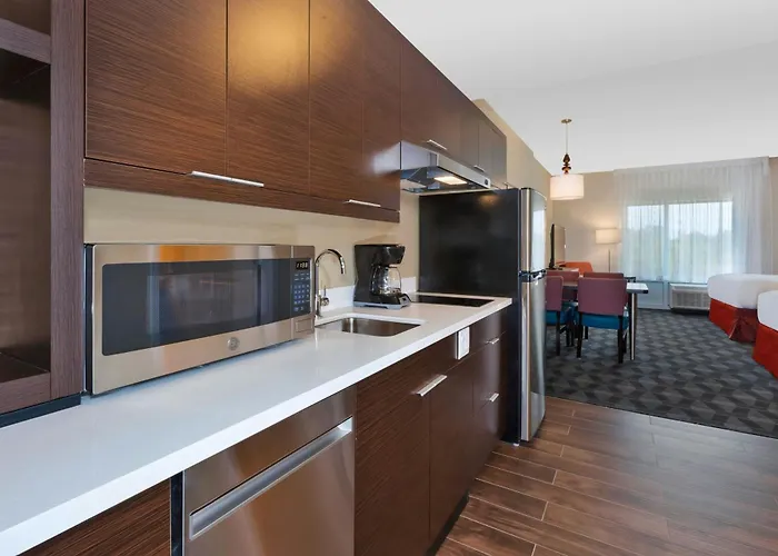 Towneplace Suites By Marriott Grand Rapids Airport Southeast