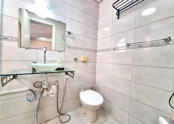 Apartamento na UBATUBA há 1 quadra do mar