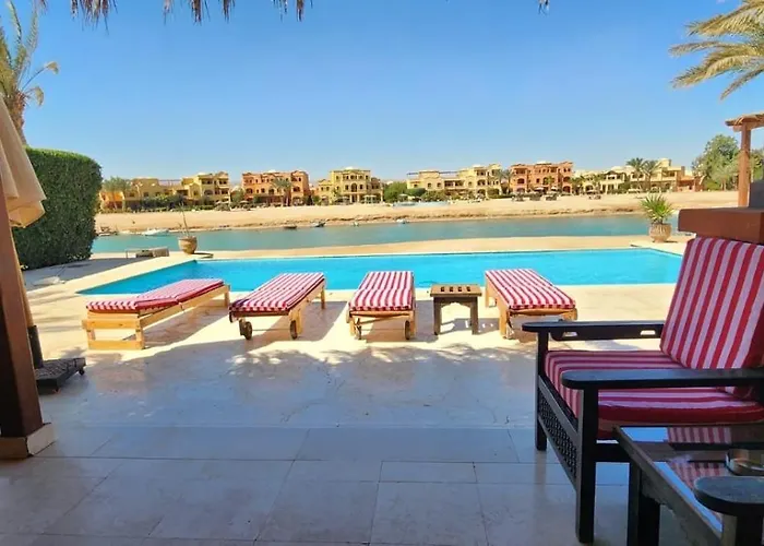 Nayah Stays, Lagoons Beach, Paradise 3 Ensuite With Private Pool