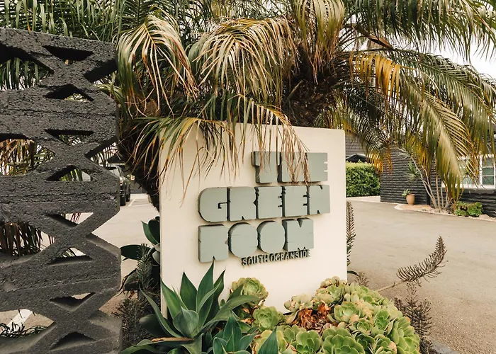 The Green Room Hotel