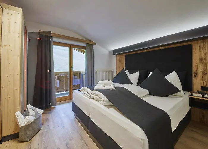 Chalet Wallehen By We Rent, Ski-In & Ski-Out